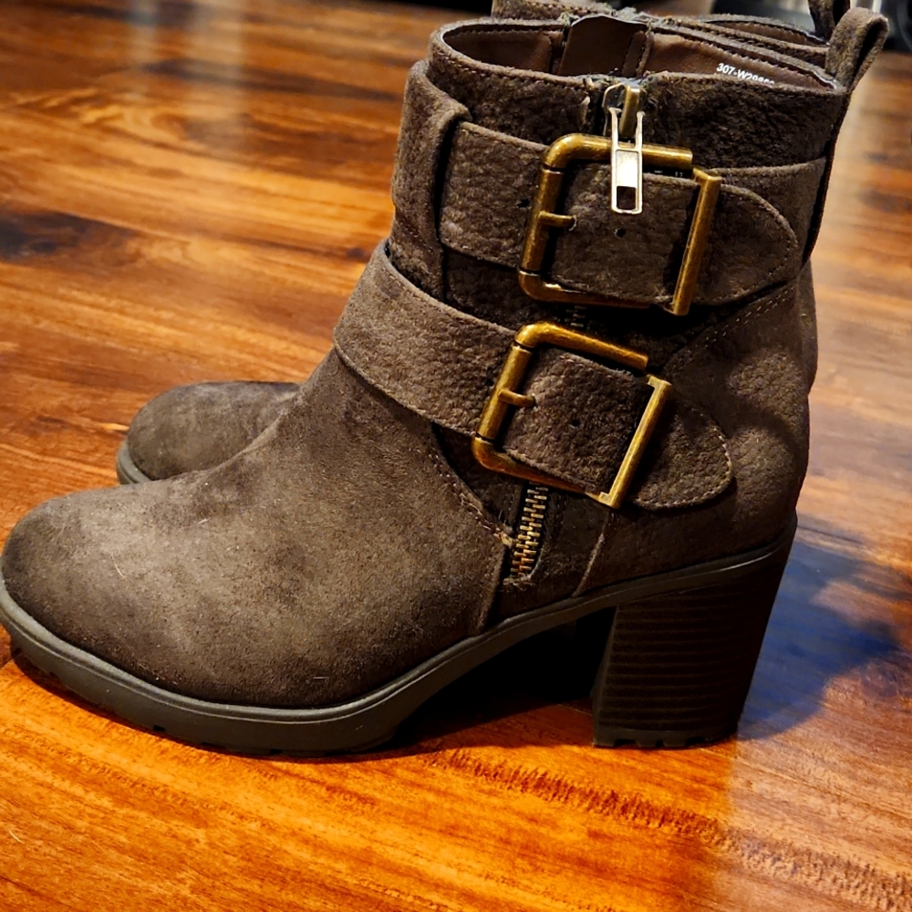 Army green booties, size 6
